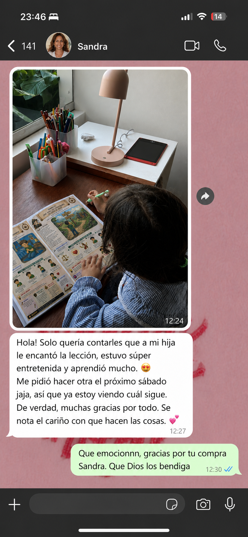 Mensaje de Sandra contando que a su hija le encantó la lección